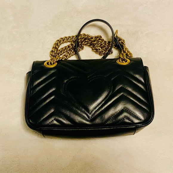 ❤️ GG MARMONT SMALL SHOULDER BAG BLACK/GOLD - Picture 13 of 16